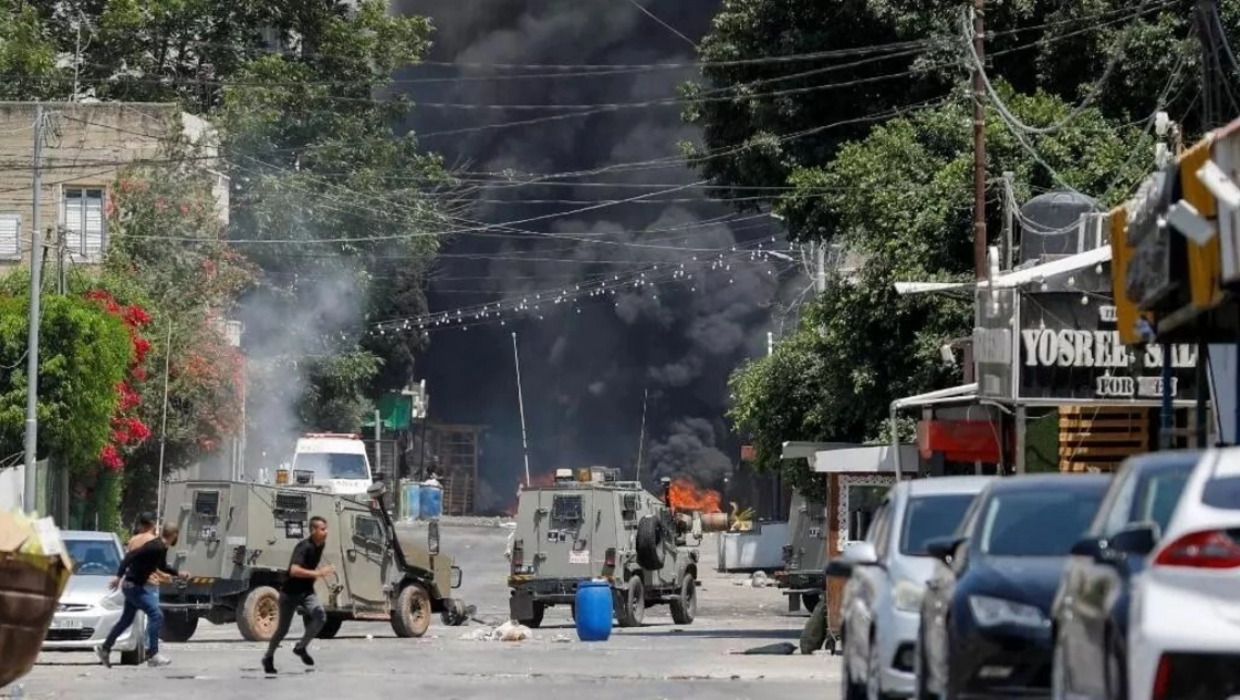 Israel redobló su ataque y ya son 10 los palestinos muertos