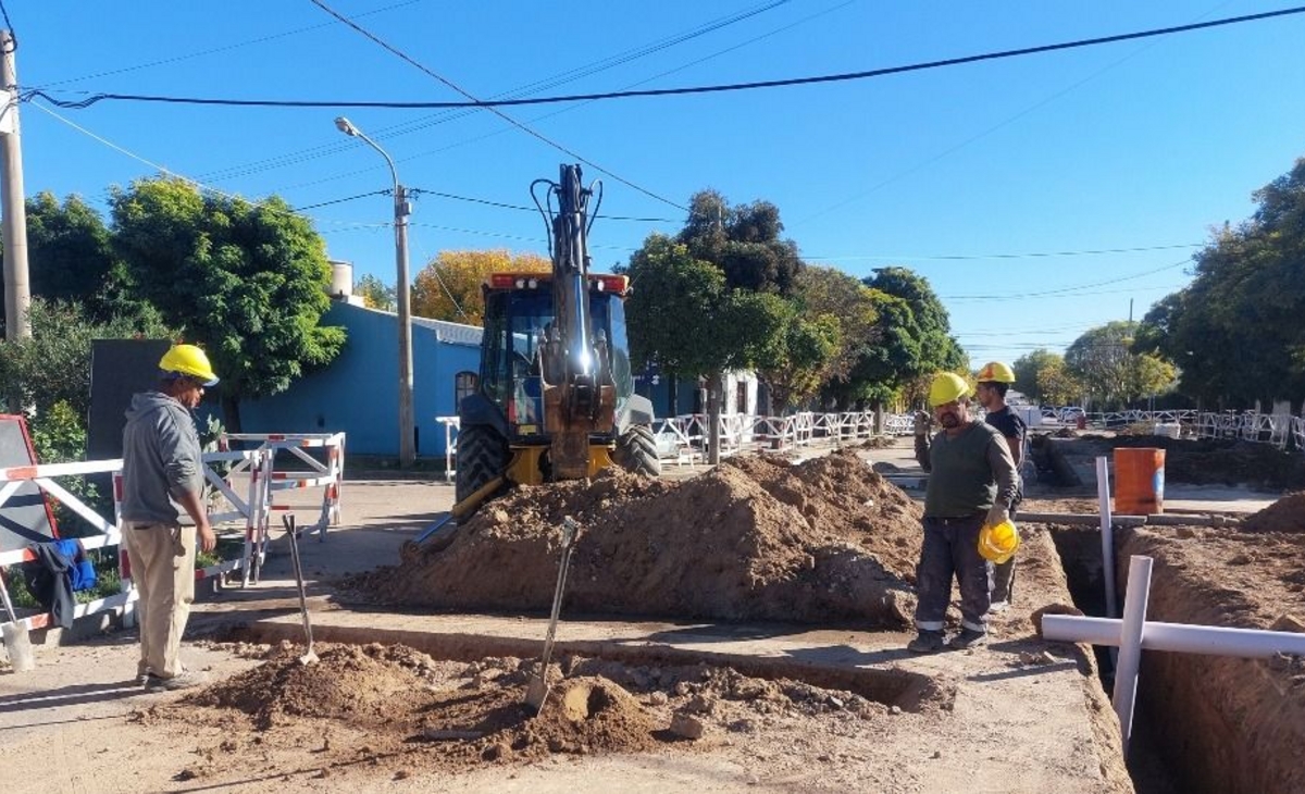Finalizó la obra de cloacas y agua potable en el Barrio Aeropuerto