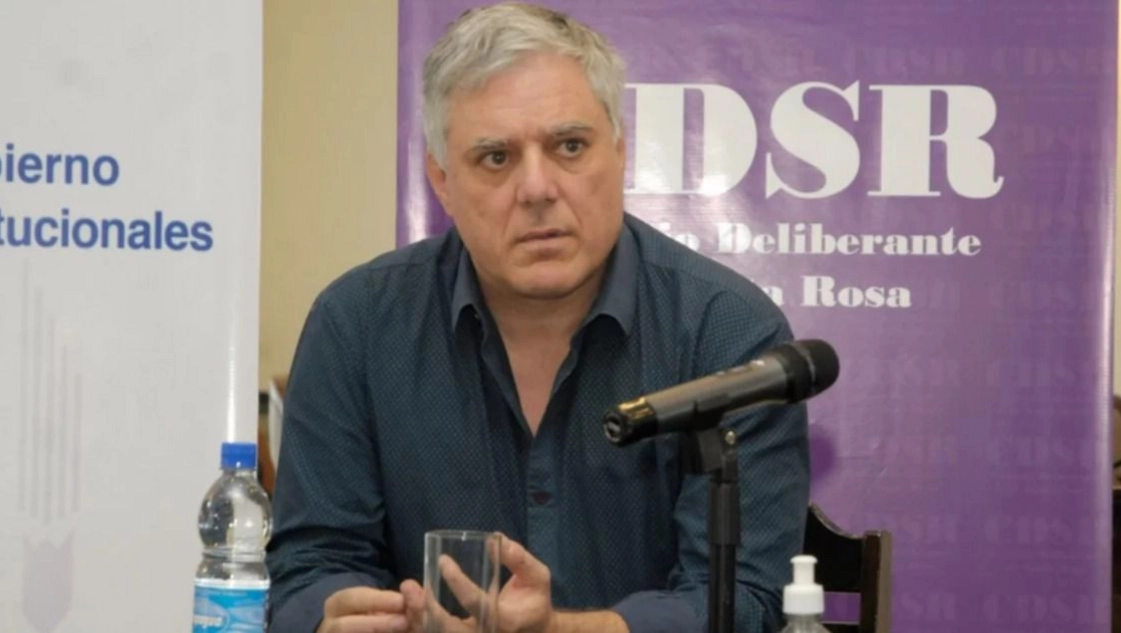 "Nos va a tocar vivir una época negra" "Nos va a tocar vivir una época negra"